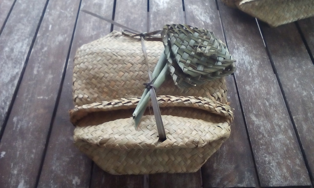 Ipu Whenua.  Placenta Basket